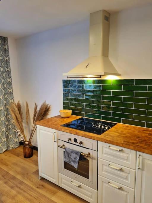 Uroczy Apartament Blisko Centrum - 10 Min Do Plazy Gdynia Kültér fotó